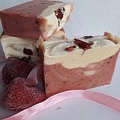 Косметика ручной работы handmade. Livemaster - original item Natural soap from scratch Strawberry with Cream. Handmade.