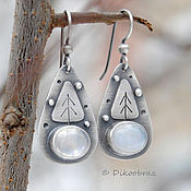 Silver Leaf earrings with natural garnets