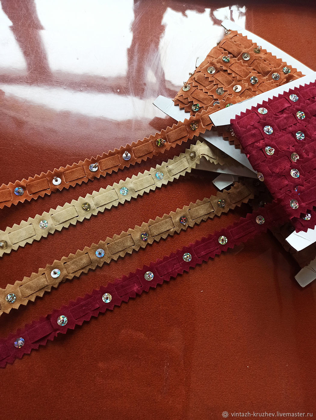 Кружевная бархатная лента с пайетками, тесьма. Артикул 891 купить в ...