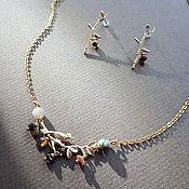 Украшения handmade. Livemaster - original item Jewelry sets: Songbirds. Necklace and earrings with grenades. Handmade.