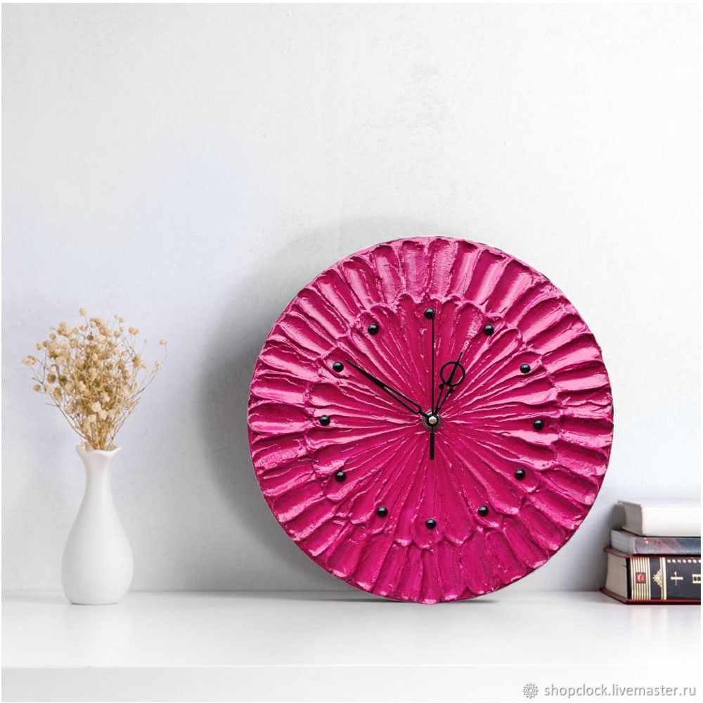 Фуксия Часы настенные с текстурой – купить онлайн на Ярмарке Мастеров ...