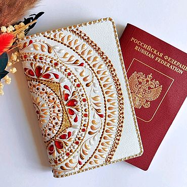 Аксессуары ручной работы. Ярмарка Мастеров - ручная работа Обложка белая из натуральной кожи с мандалой Благополучия. Handmade.