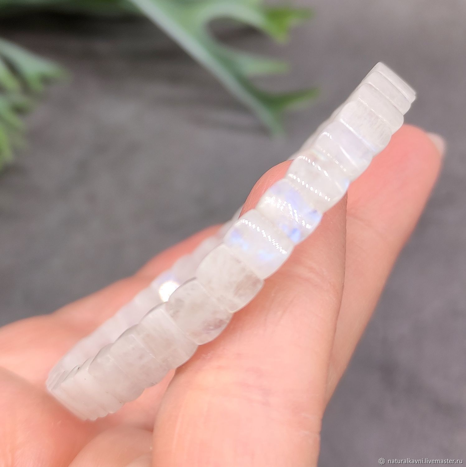 Натуральный Лунный Камень Браслет купить в интернет-магазине Ярмарка ...