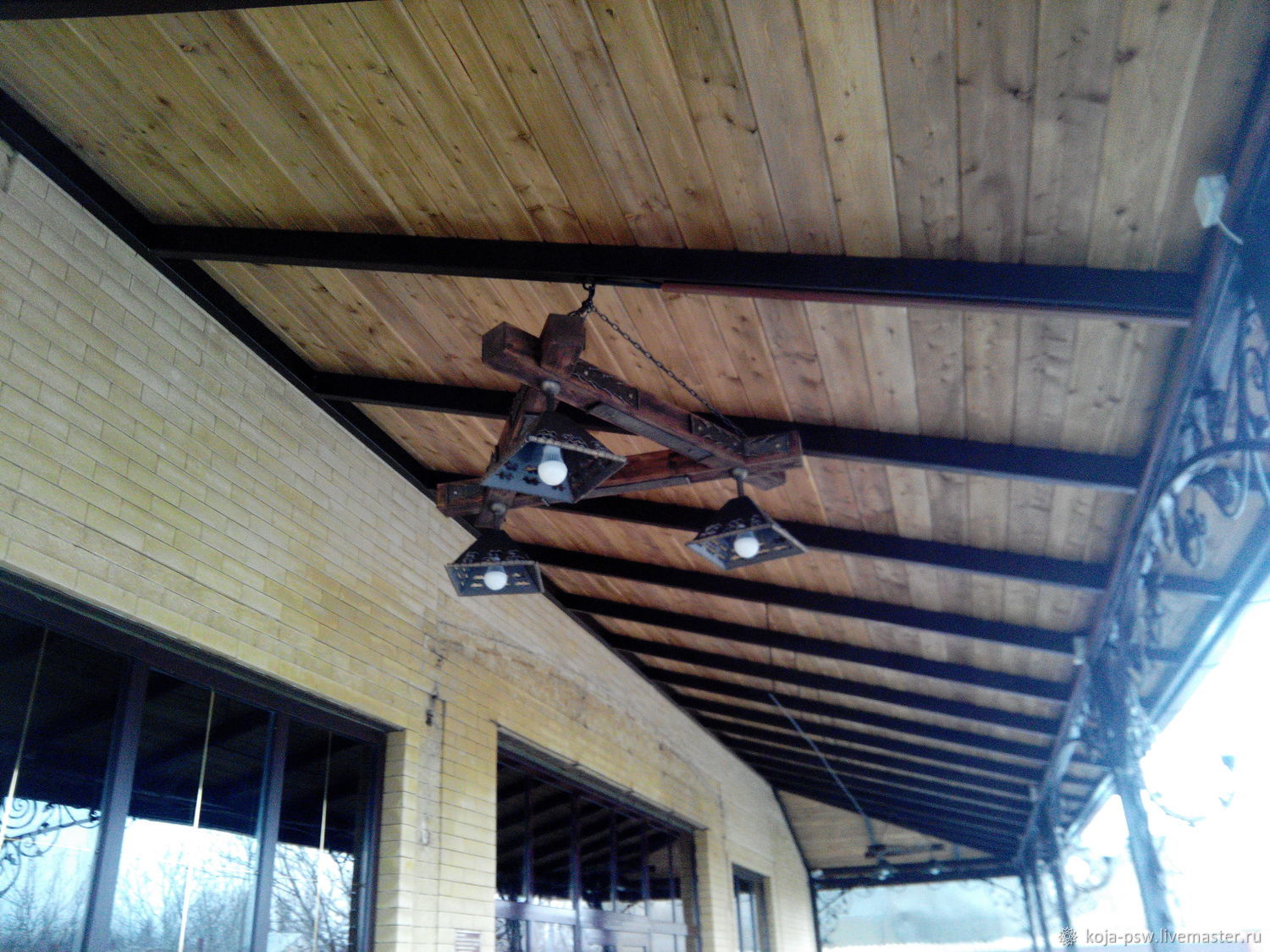 Люстра треугольная с квадратными плафонами купить в интернет-магазине ...