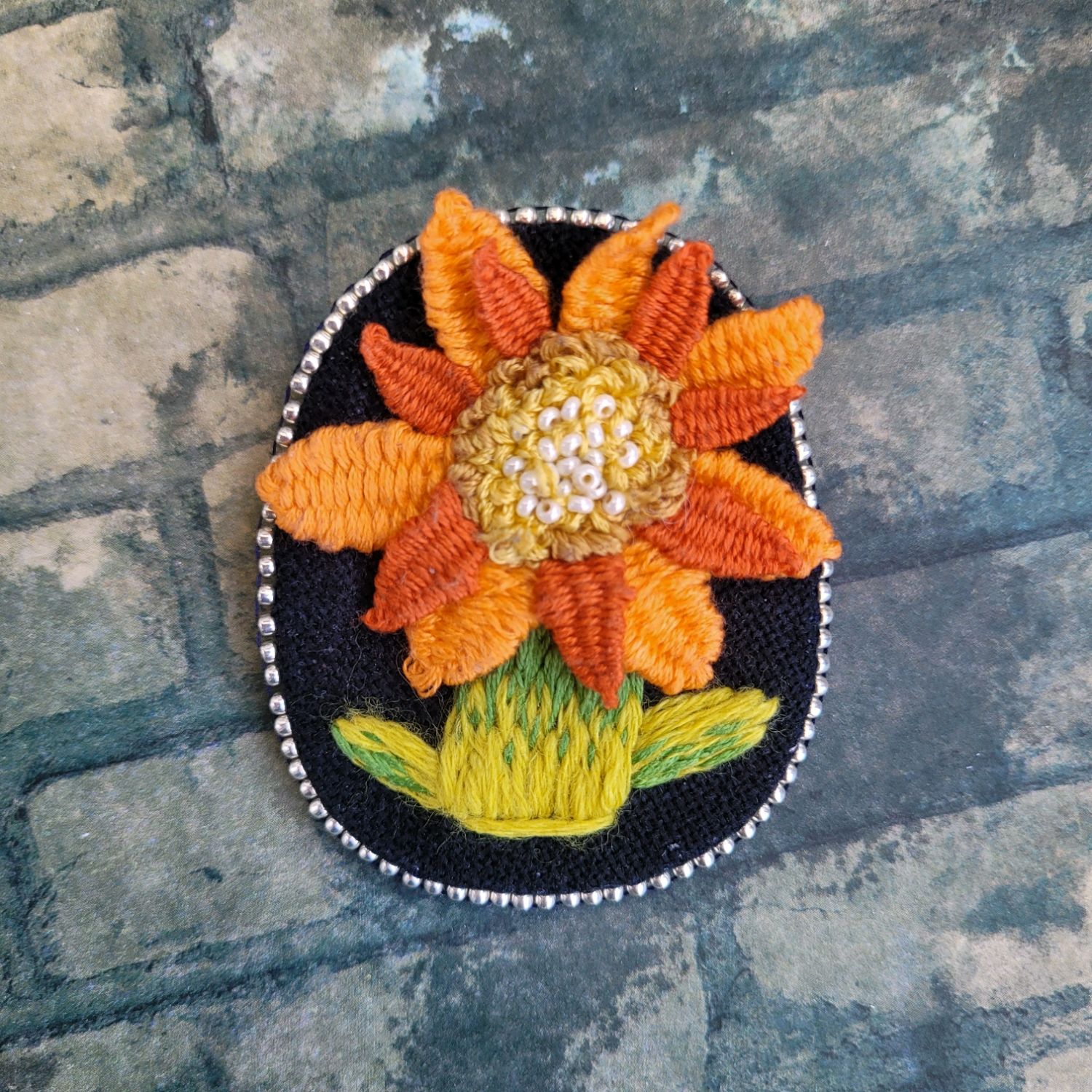 Брошь вышивка "ПОДСОЛНУХ" в интернет-магазине Ярмарка Мастеров по цене ...
