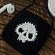 Мини-сумочка с черепом на шею для AirPods и мелочей. Чехол. SnakeMama. Ярмарка Мастеров.  Фото №4