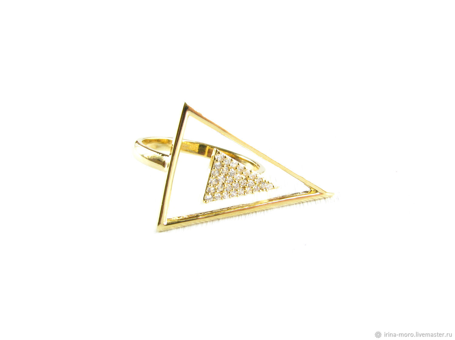 Triangle ring with cubic zirconia, gold ring in the form of a triangle ...