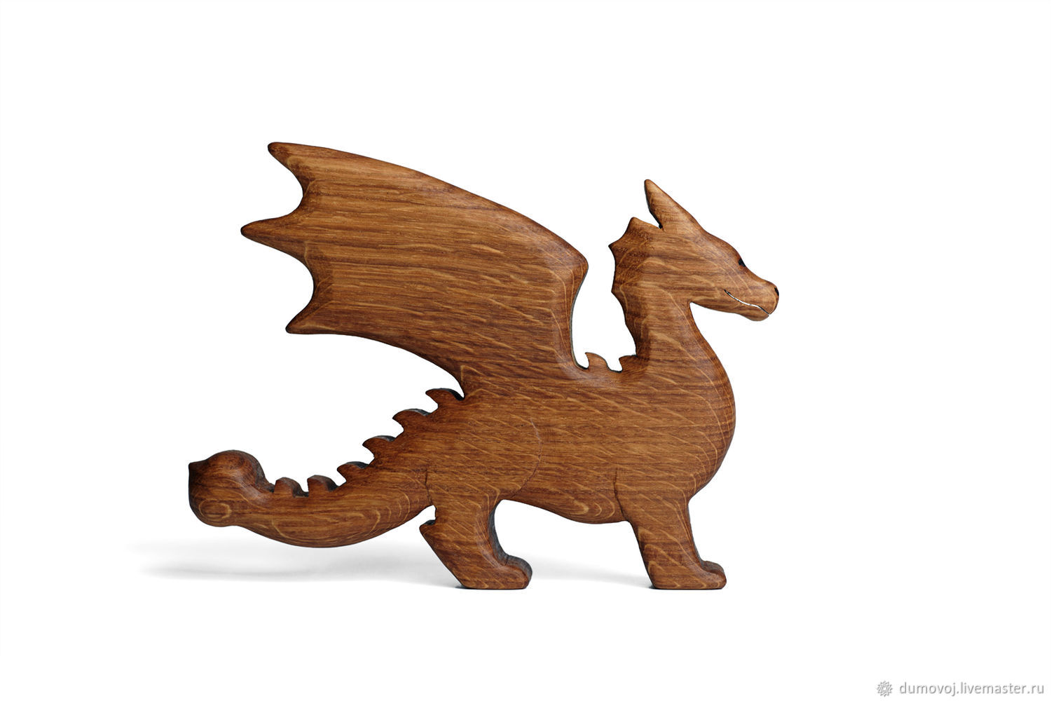 Стол года дракона 2024. Деревянный дракон. Резной деревянный дракон. Маленькие фигурки дракончиков из дерева. Год деревянного дракона.