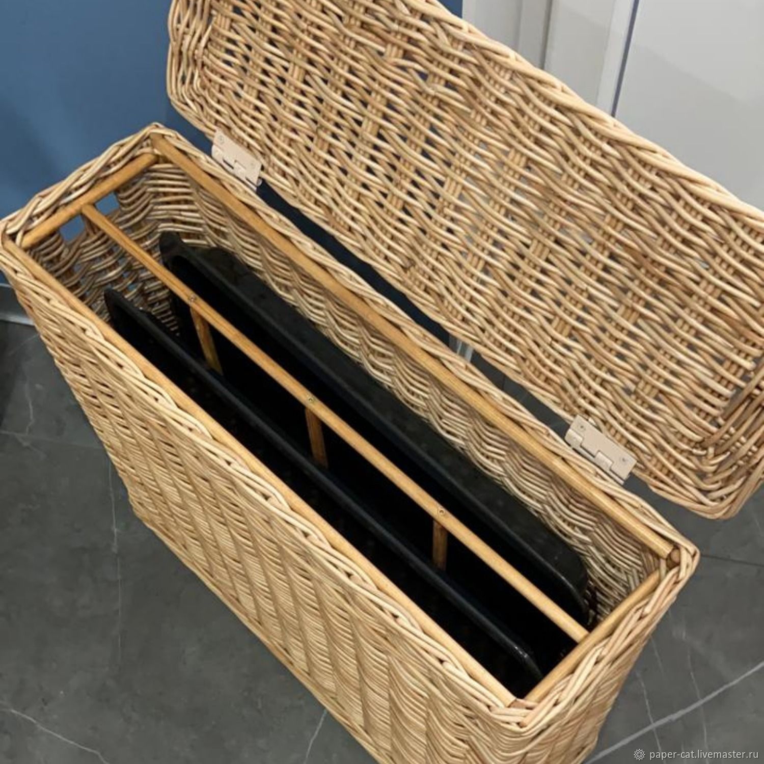 Плетеная корзина на колесах с крышкой в интернет-магазине Ярмарка ...