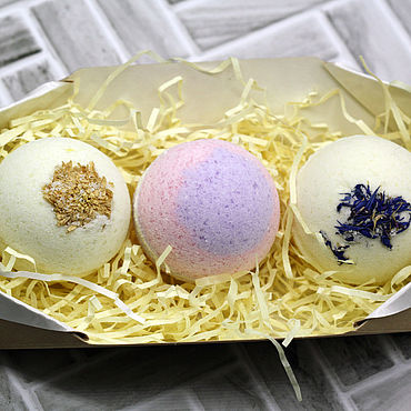 Бомбочка "Лаванда" – заказать на Ярмарке Мастеров – 8VUOZRU | Бомбочки ...