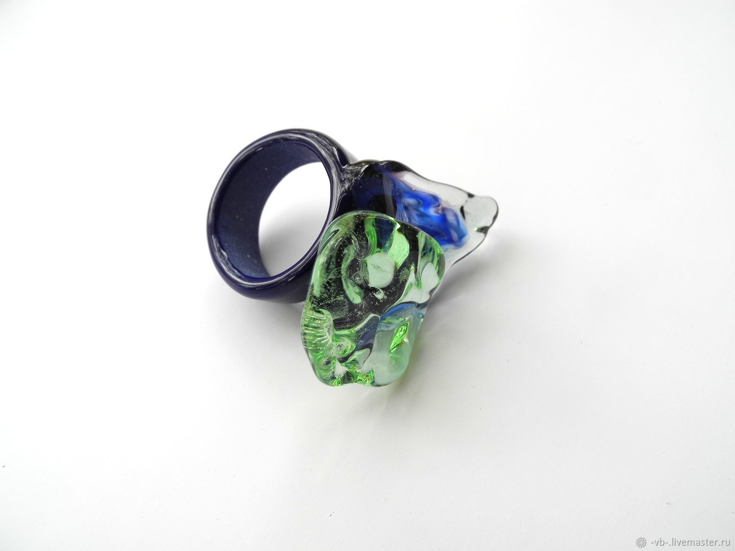 Муранское стекло кольцо. Кольцо из муранского стекла. Мурано кольца. Муранское стекло украшения кольцо. Iv32-a кольцо divina 3 муранское стекло.