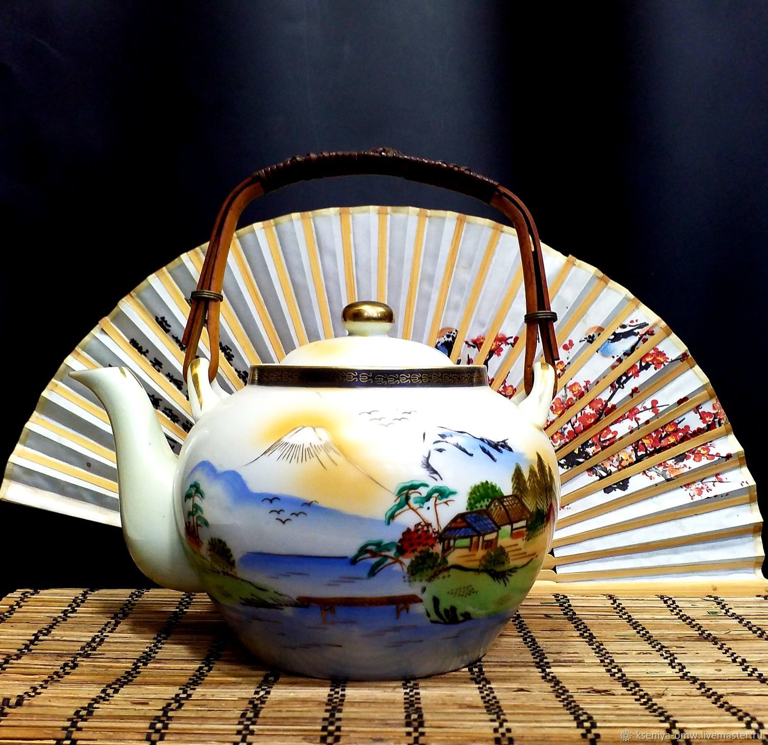 Чайники для церемонии. Заварочный чайник фарфор Япония. Японский фарфоровый чайник. Китайский фарфоровый чайник. Китайские заварочные чайники фарфоровые.