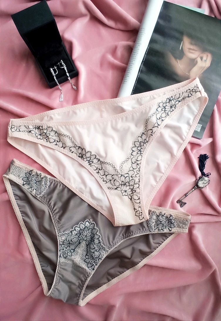 Трусики- бикини ручной работы в интернет-магазине Ярмарка Мастеров по ...