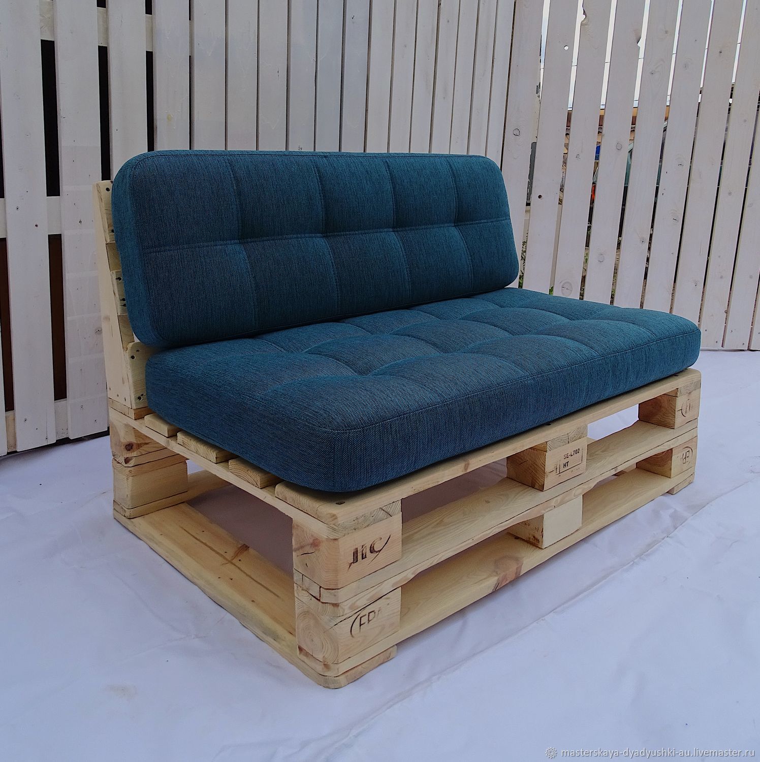 кресло кровать из паллет