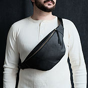 Сумки и аксессуары handmade. Livemaster - original item Banana Simplified Belt Leather Bag (Black). Handmade.
