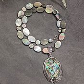 Украшения handmade. Livemaster - original item Heliotis/ Mother of pearl Necklace made of heliotis stone with a pendant. Handmade.