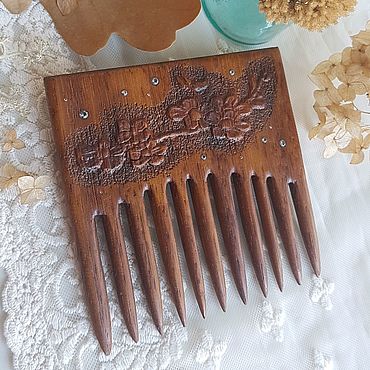 Гребень "Сакура" деревянный резной, ироко, цветы. . Сувениры и подарки ручной работы - Ярмарка Мастеров Сувениры и подарки ручной работы. Ярмарка Мастеров - ручная работа Гребень "Сакура" деревянный резной, ироко, цветы. Handmade.