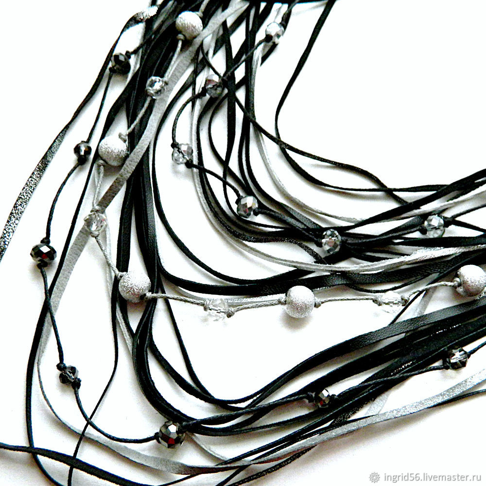 Бусы колье ожерелье из кожи и замши Звездная ночь черный серебро серый ...