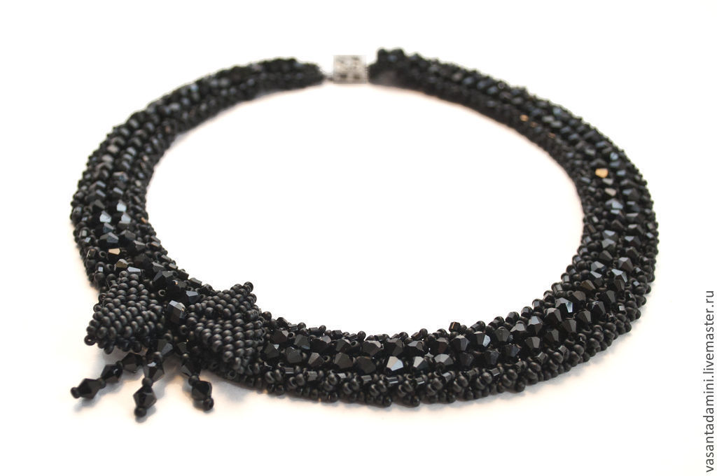 колье бантик