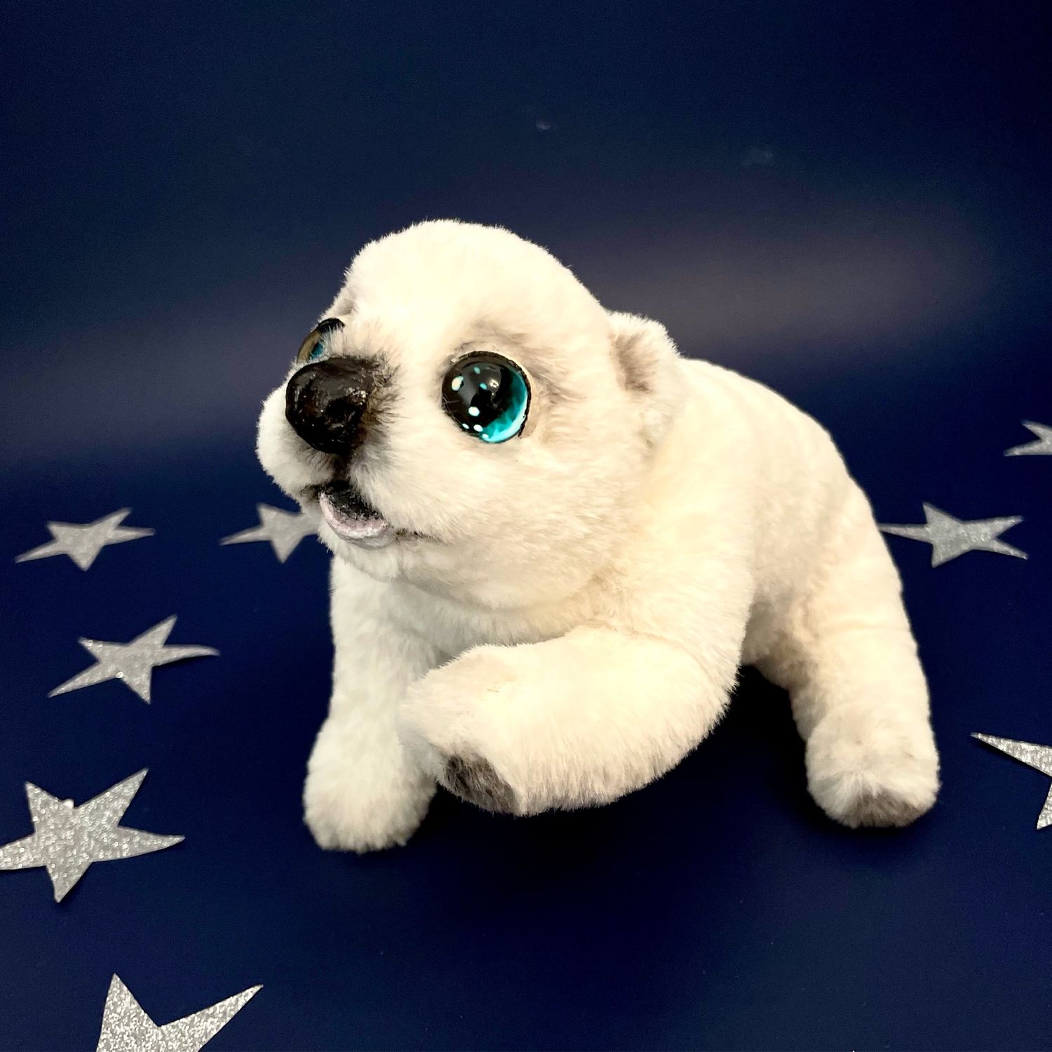 Полярный медвежонок Умка – купить онлайн на Ярмарке Мастеров – T00YYRU ...