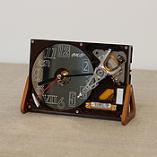Для дома и интерьера handmade. Livemaster - original item Clock from hard disk №16 (Umbra Numbra). Handmade.