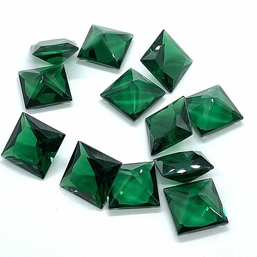 Сумки и аксессуары ручной работы. Ярмарка Мастеров - ручная работа Изумруд синтетический, гидротермальный. Квадрат.. Handmade.