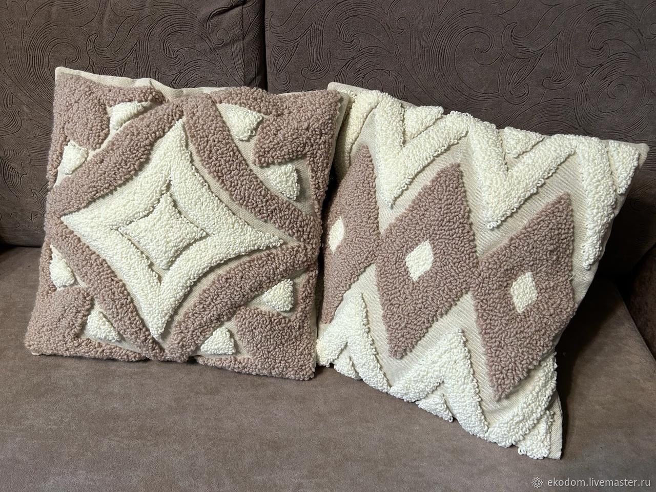 Подушки чехлы декоративные с ковровой вышивкой Ромбы купить в интернет ...