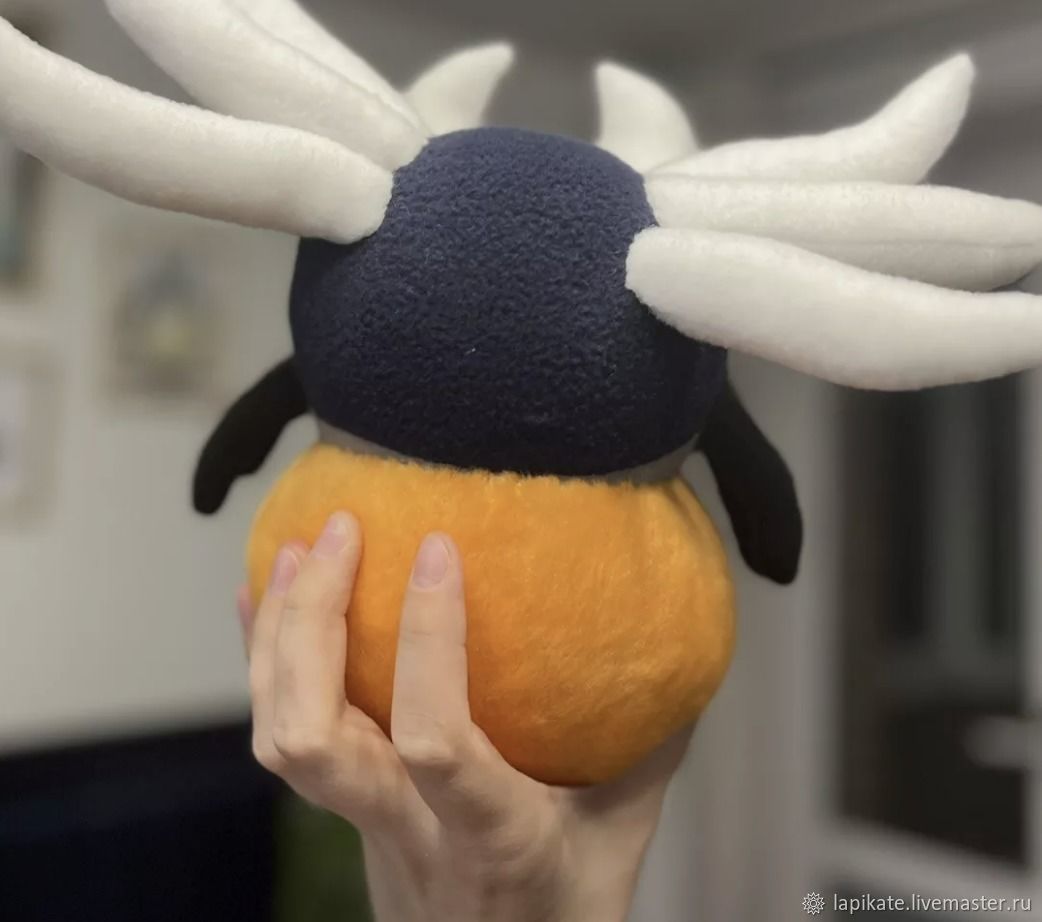 hollow-knight-primal-aspid-plush-custom
