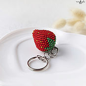 Сумки и аксессуары handmade. Livemaster - original item Strawberry - beaded keychain. Handmade.