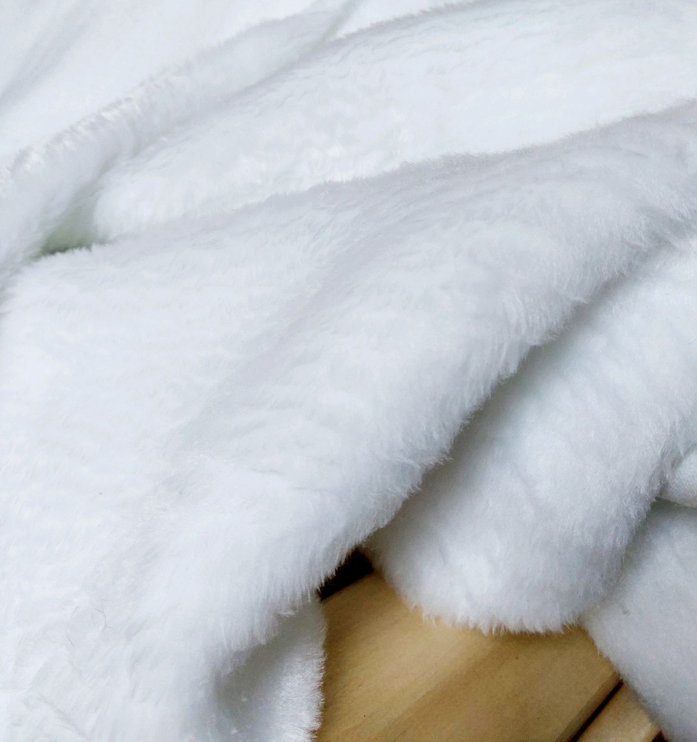 Эко-мех яркий белый купить в интернет-магазине Ярмарка Мастеров по цене ...