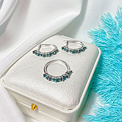 Стильное кольцо из серебра и натуральных камней