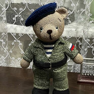 Военный талисман крючком: схема, которая защитит