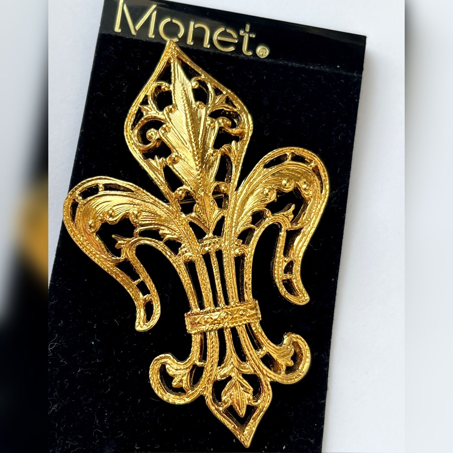 Винтаж: Брошь Fleur de Lis Monet купить в интернет-магазине Ярмарка Мастеров по цене 17000 ₽ – S470QRU | Броши винтажные, Обнинск - доставка по России