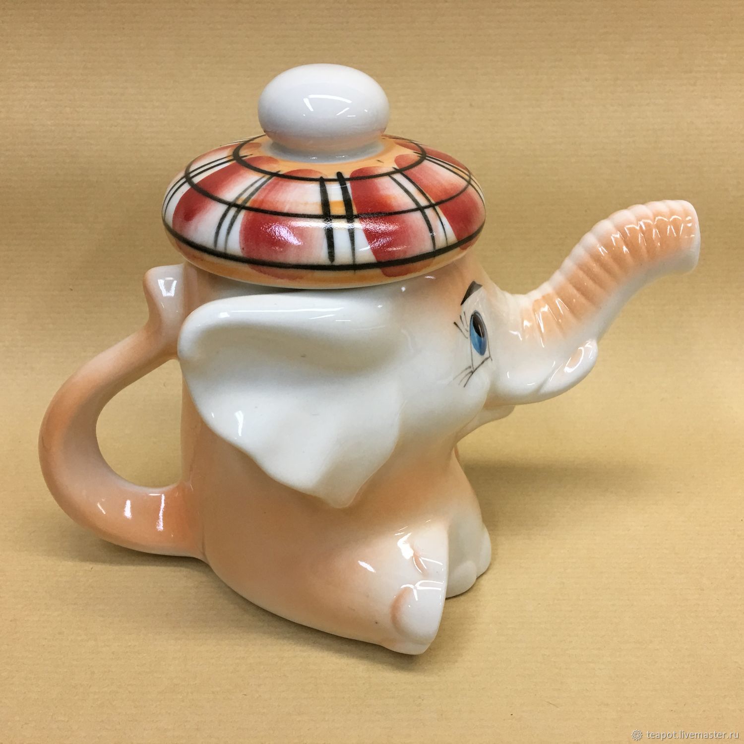 Слонёнок Митя чайник фарфоровый