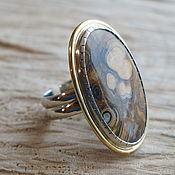 Серебряное кольцо с красивым моховым агатом "Огненный куст"