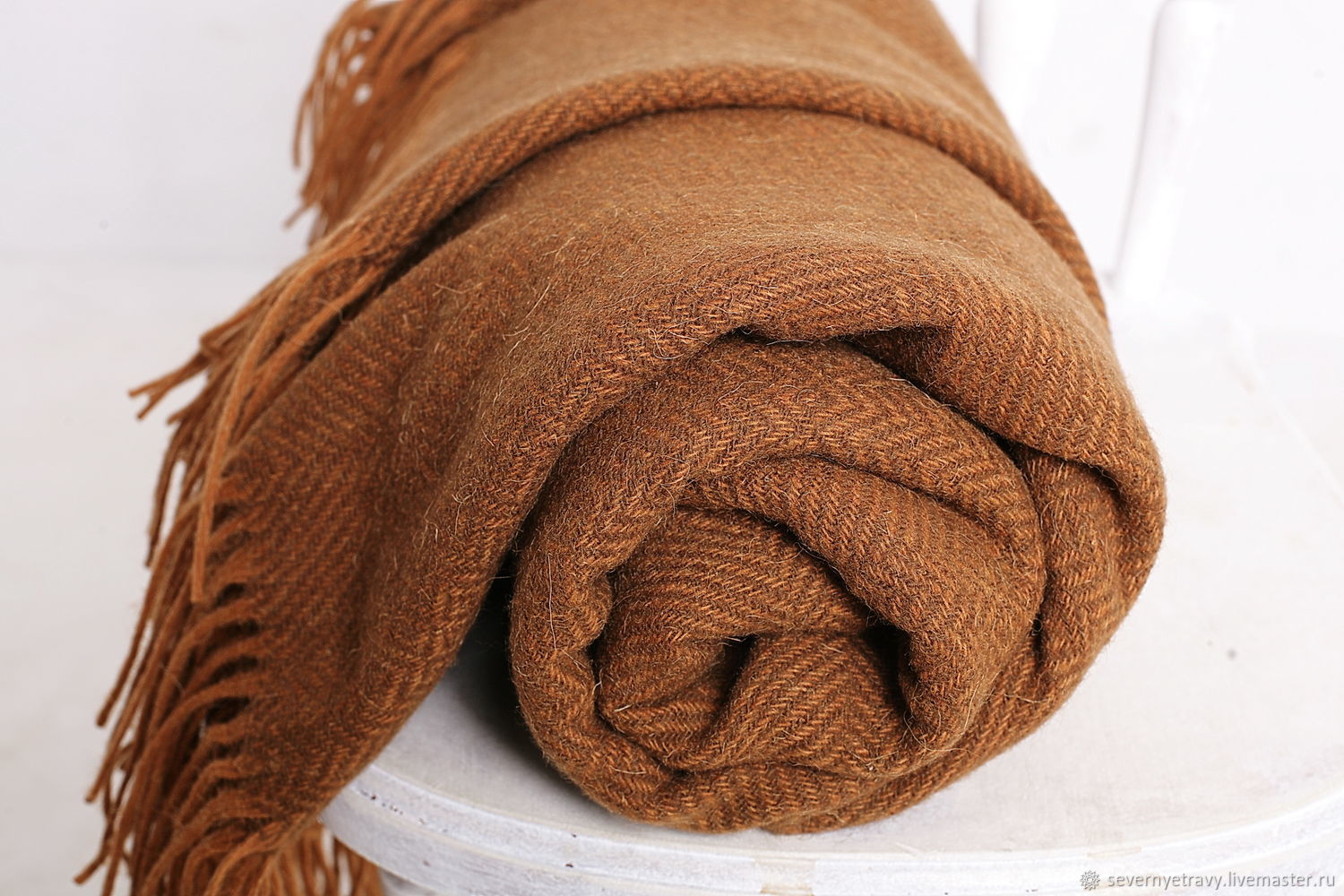 Шерстяной плед рыжий с геометрическим рисунком в интернет-магазине на ...