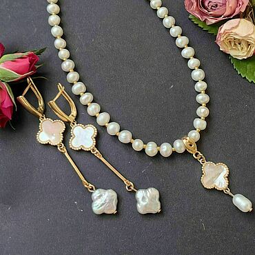 Украшения ручной работы. Ярмарка Мастеров - ручная работа Комплект с перламутром и жемчугом . украшения подарок. Handmade.