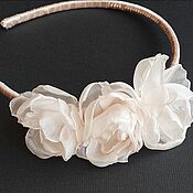 Украшения handmade. Livemaster - original item A headband with three delicate flowers. Handmade.