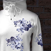 Одежда ручной работы. Ярмарка Мастеров - ручная работа Blue roses sweatshirt. Handmade.