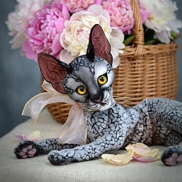 Куклы и игрушки ручной работы. Ярмарка Мастеров - ручная работа Кошка Эсме. Handmade.