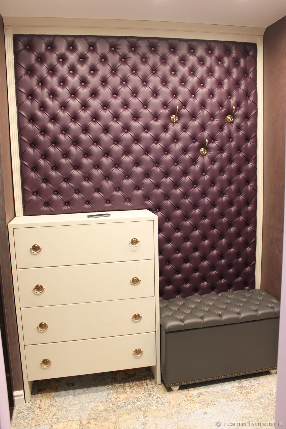 Прихожая в каретной стяжке – купить на Ярмарке Мастеров – E55P9RU ...