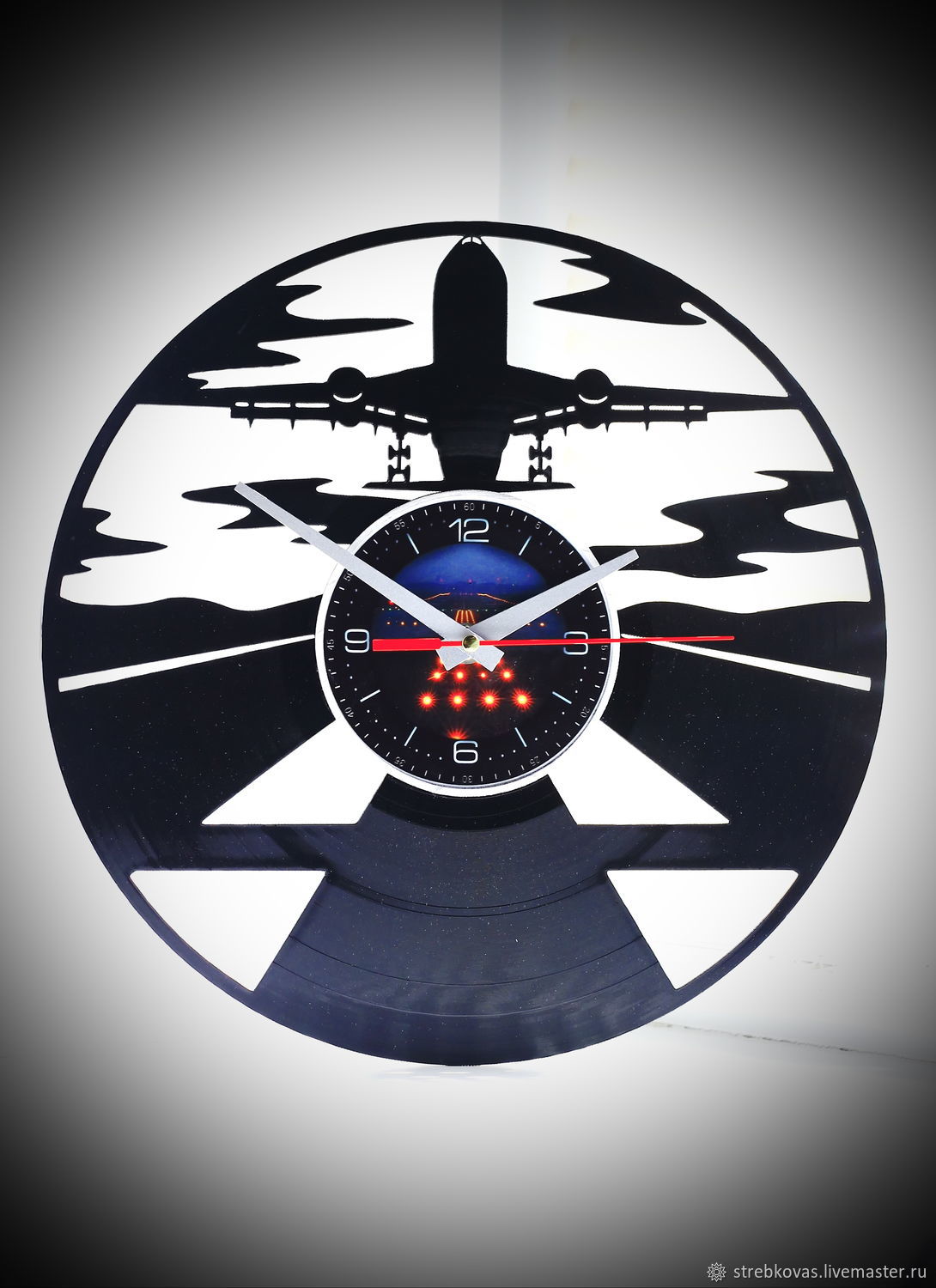 Watch from vinyl records: the plane, Vinyl Clocks, Krasnoyarsk,  Фото №1