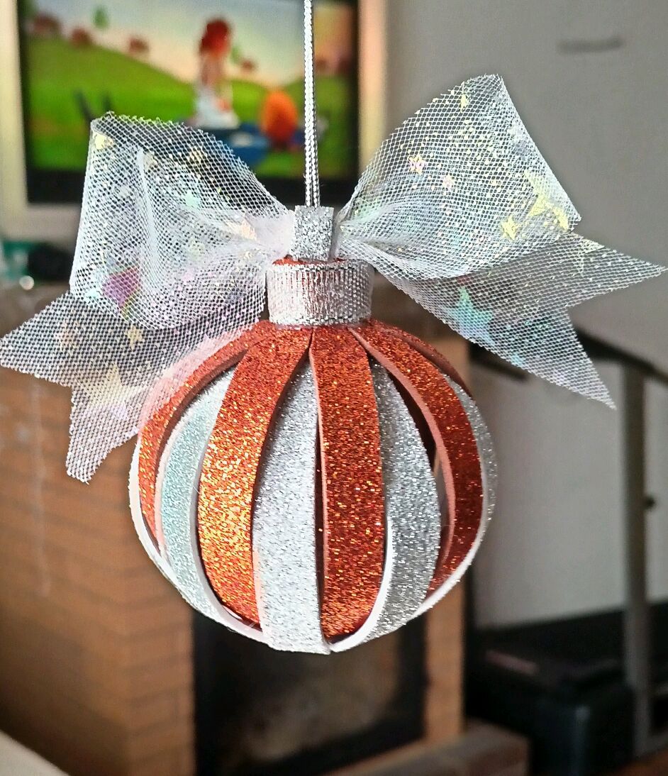 Шары новогодние для ёлки 12шт купить в интернет-магазине Ярмарка ...