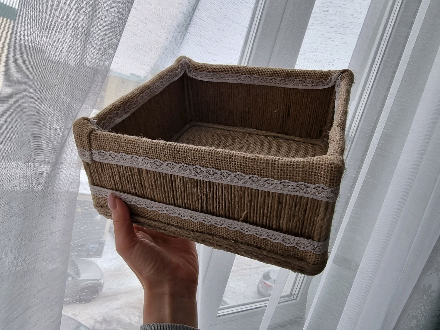 Плетёная корзина из джута в интернет-магазине на Ярмарке Мастеров ...