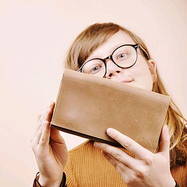 Сумки ручной работы. Ярмарка Мастеров - ручная работа Кожаное портмоне Ренард в бежевом цвете. Handmade.