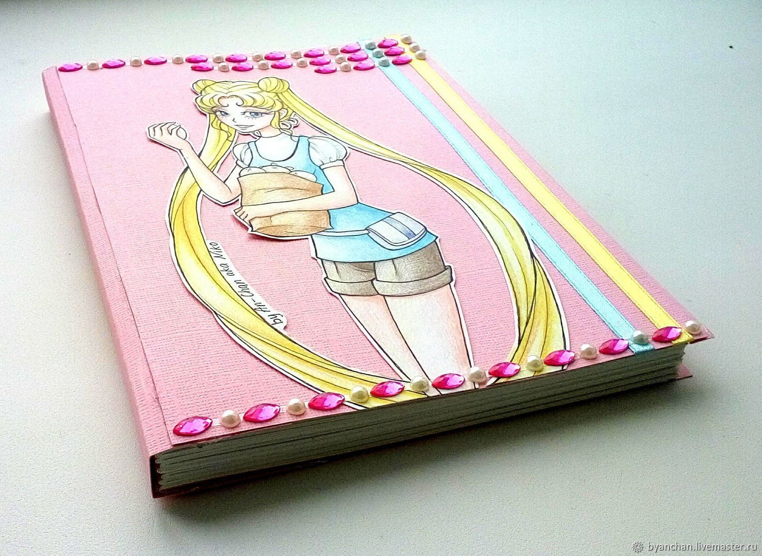 Блокнот для рисования. Sailor Moon блокнот скетчбук. Скетчбук с мягкой обложкой. Блокнот для рисования для девочек.