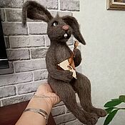 Куклы и игрушки ручной работы. Ярмарка Мастеров - ручная работа custom. Felt toy hare symbol of the year funny rabbit. Handmade.