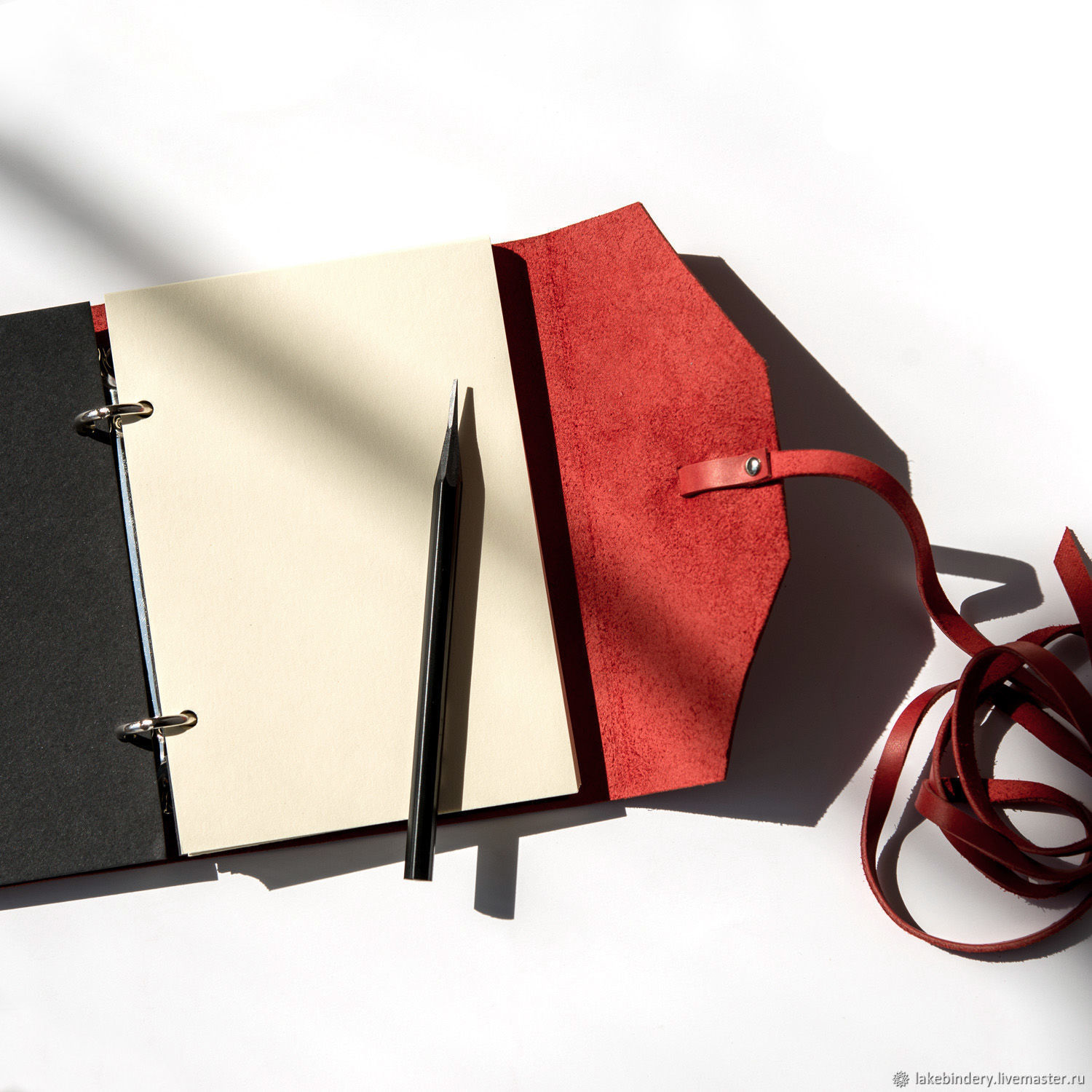 блокнот на кольцах со сменными листами