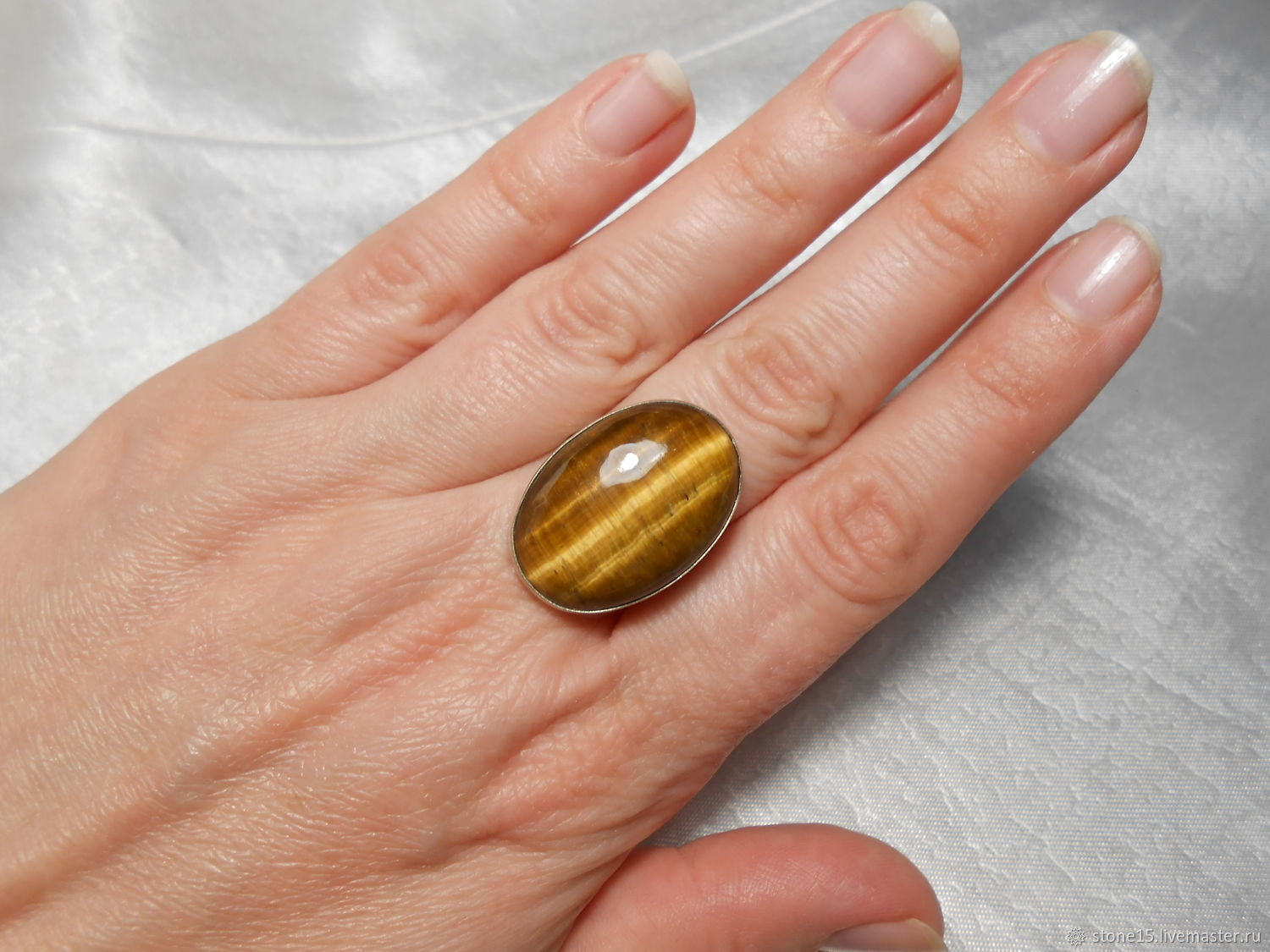 Комплект из тигрового глаза "Золотое руно" купить в интернет-магазине ...