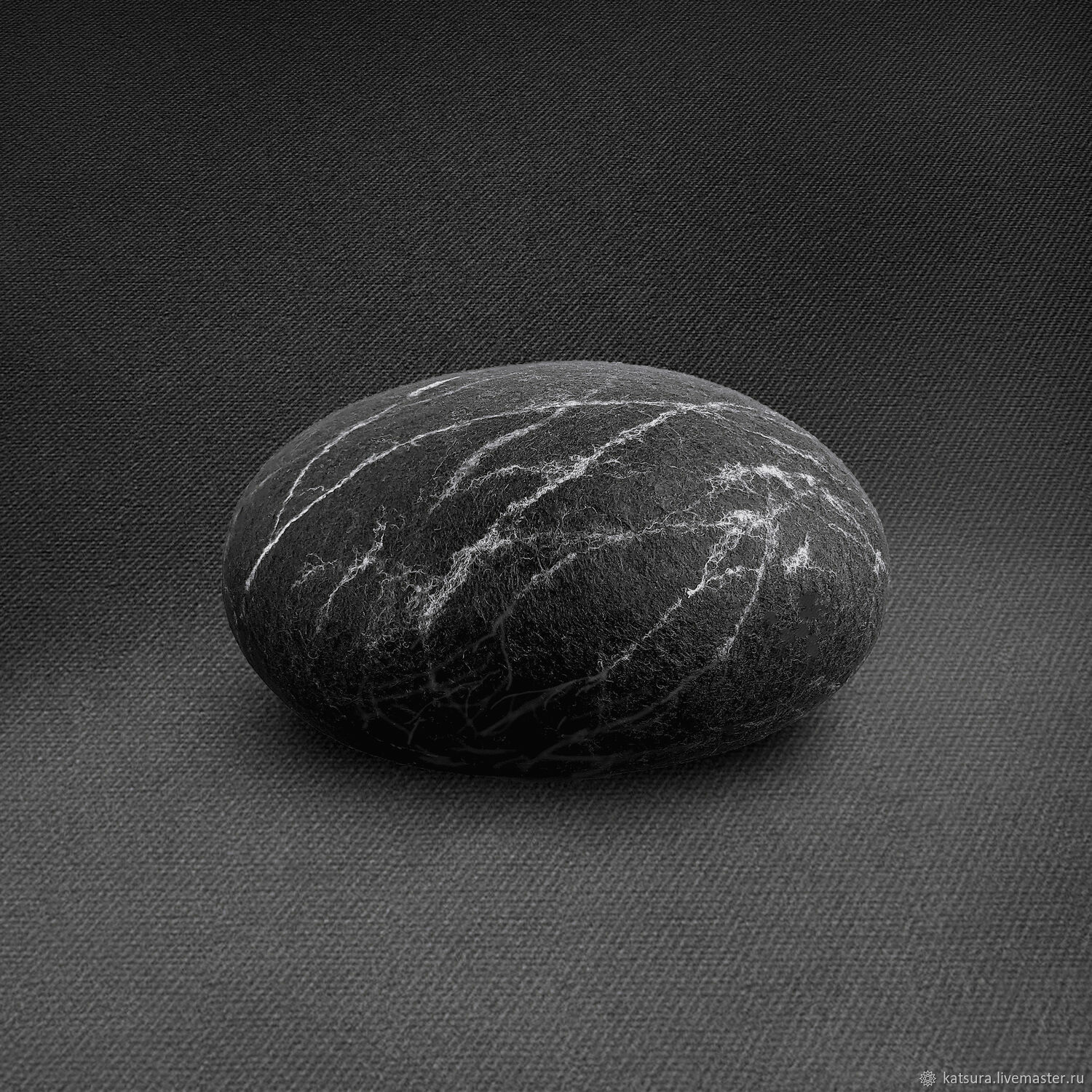 Столешница мрамор черный камень